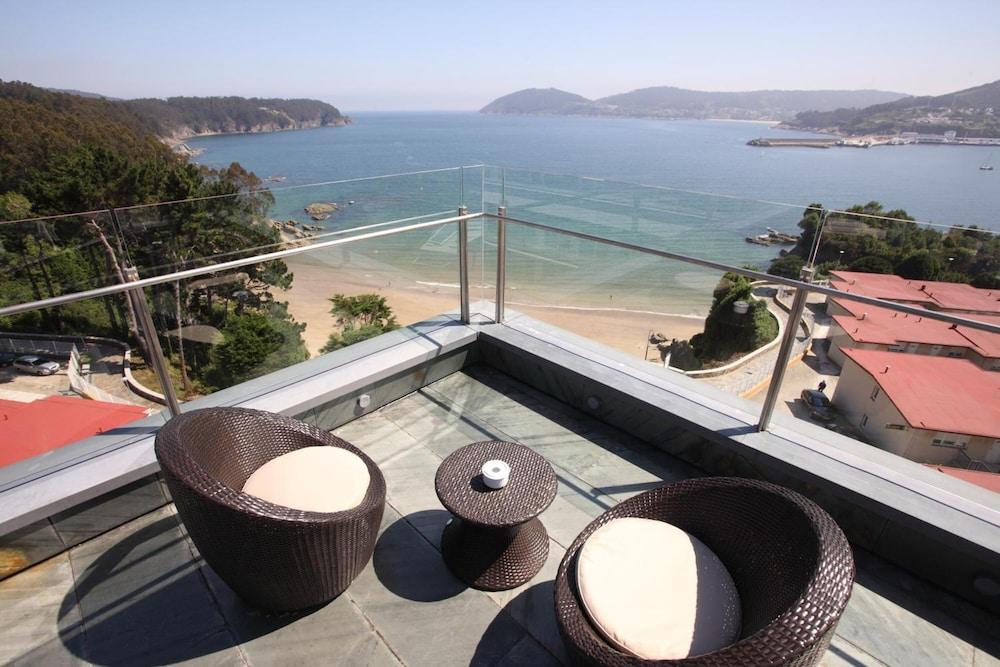 Apartamentos Las Sirenas Viveiro Exterior foto